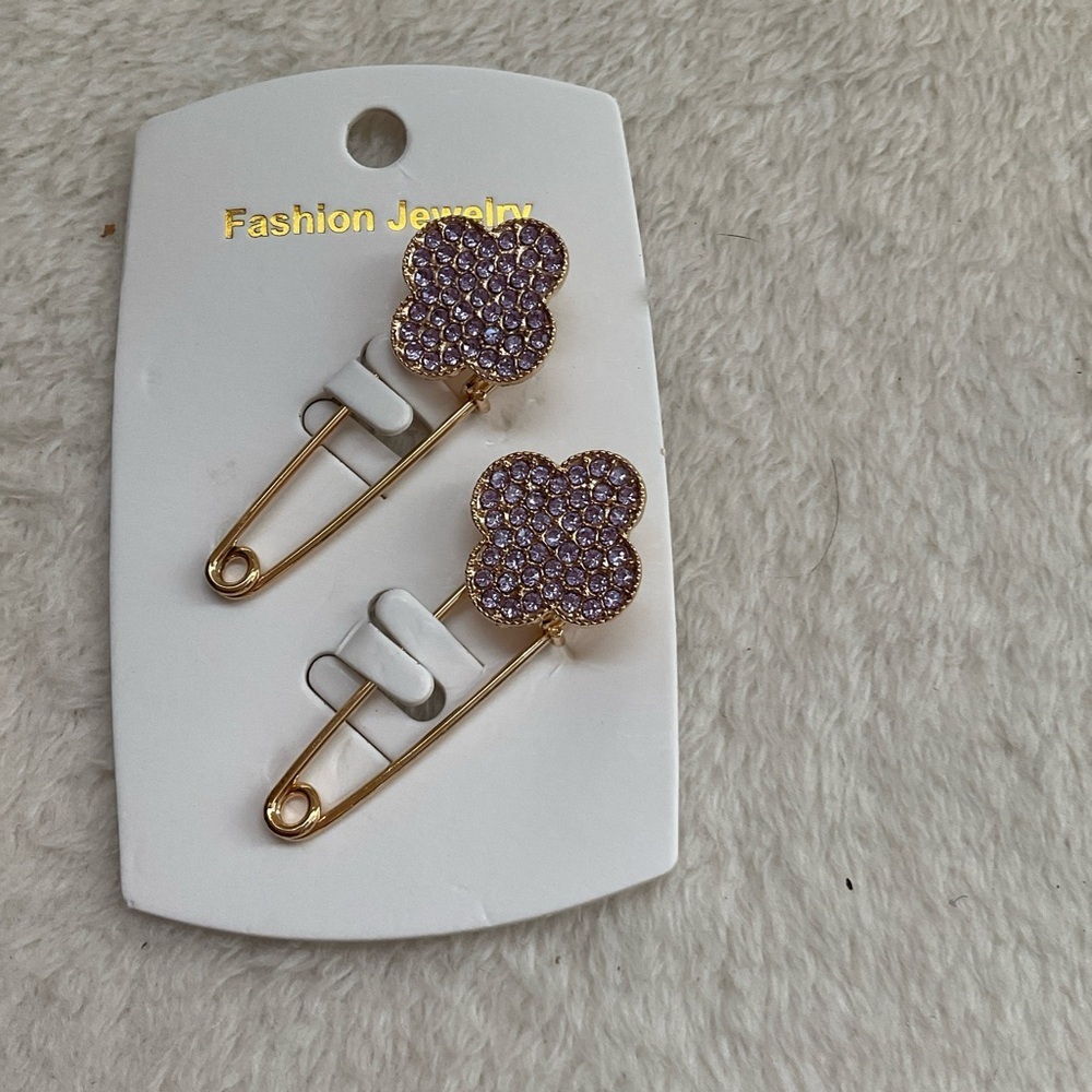 Sparkling Lavender Flower Safety Pin brooches